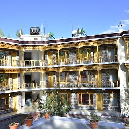 לה Hotel Lhalingkha מראה חיצוני תמונה