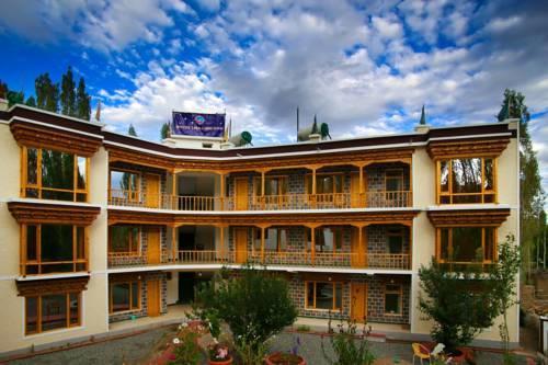 לה Hotel Lhalingkha מראה חיצוני תמונה